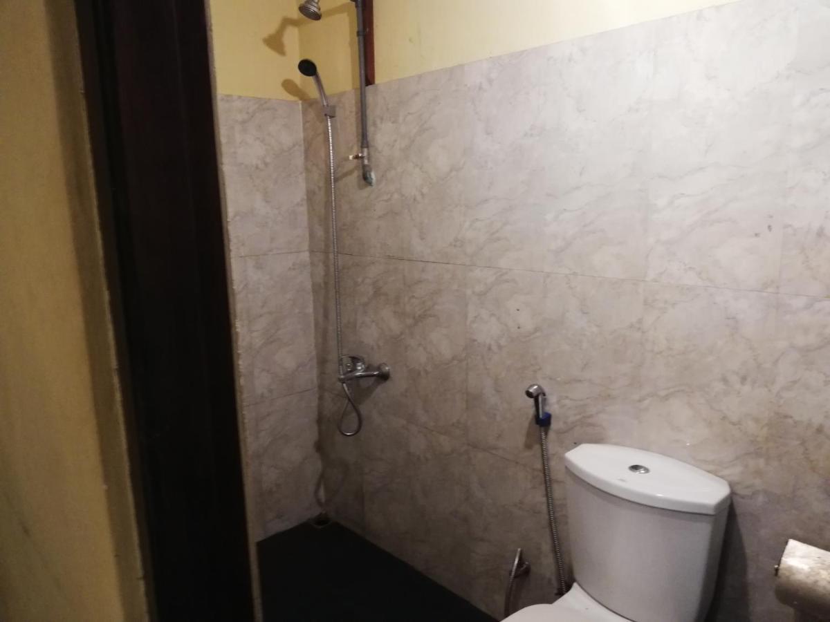 גמפולה Leaf Guest House מראה חיצוני תמונה
