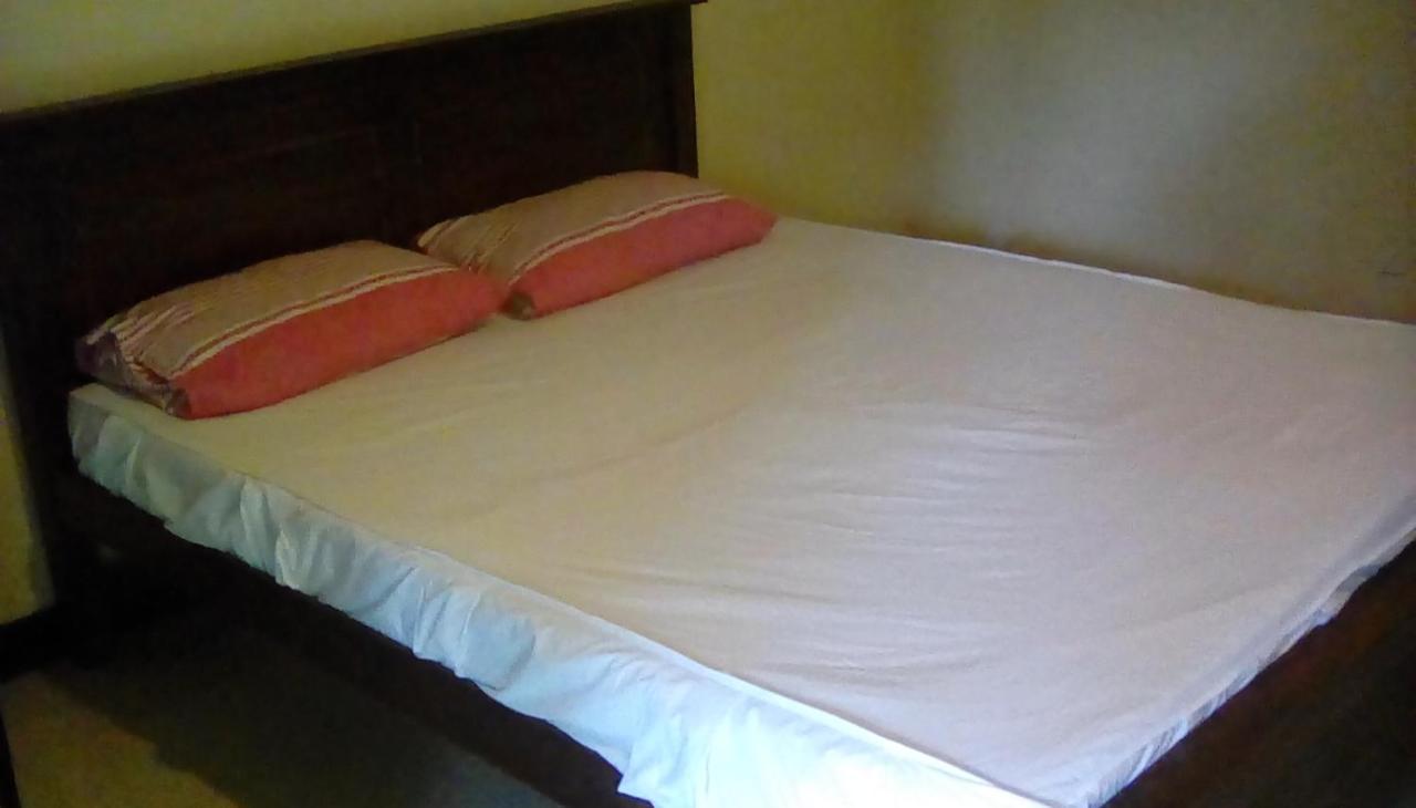 גמפולה Leaf Guest House מראה חיצוני תמונה