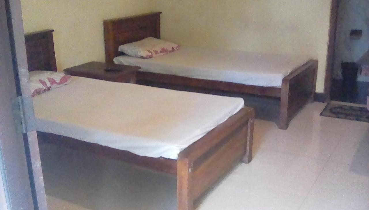 גמפולה Leaf Guest House מראה חיצוני תמונה