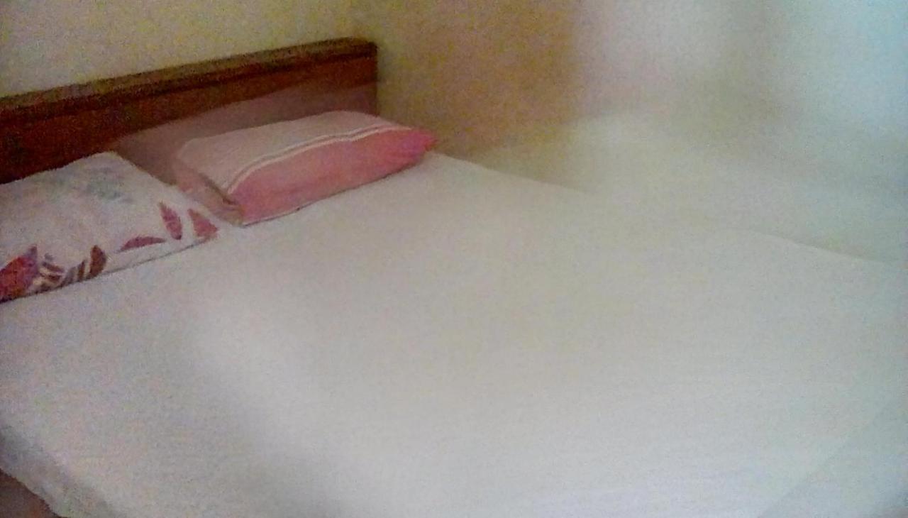 גמפולה Leaf Guest House מראה חיצוני תמונה